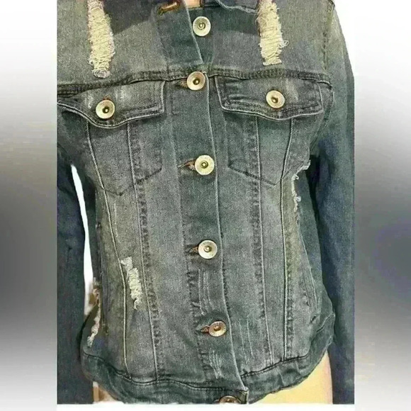 Ci Sono distressed women’s jean jacket- size medium - Picture 8 of 13